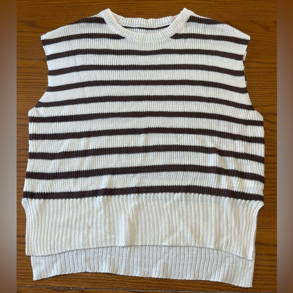 Striped Sleeveless Knit Top